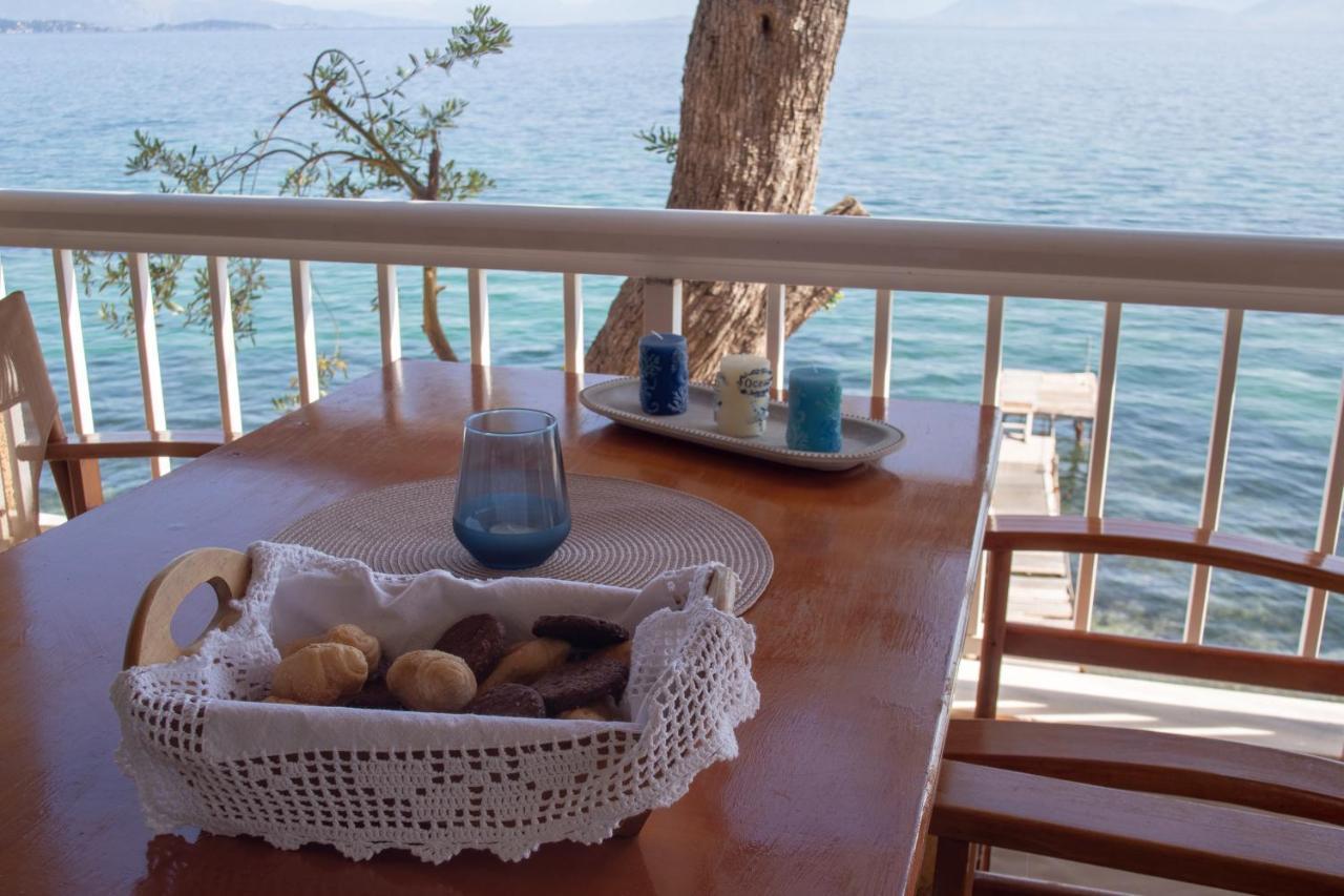Kohyli Beachfront House Agia Pelagia Chlomou Экстерьер фото