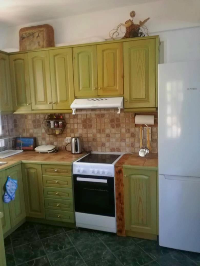 Kohyli Beachfront House Agia Pelagia Chlomou Экстерьер фото