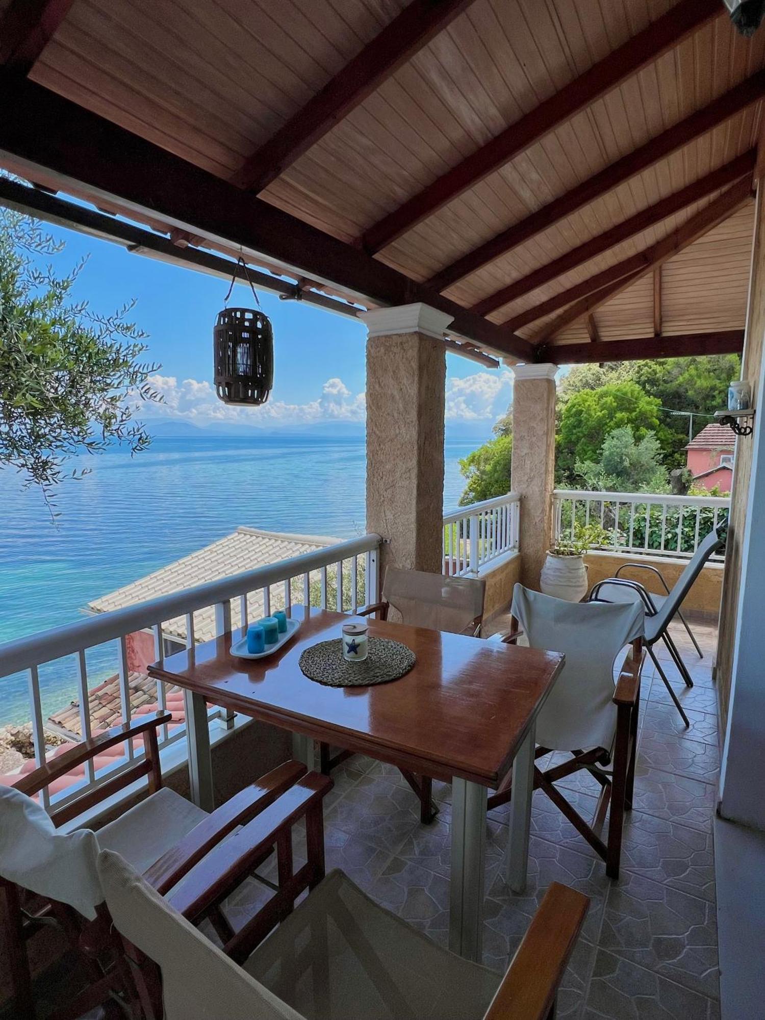 Kohyli Beachfront House Agia Pelagia Chlomou Экстерьер фото