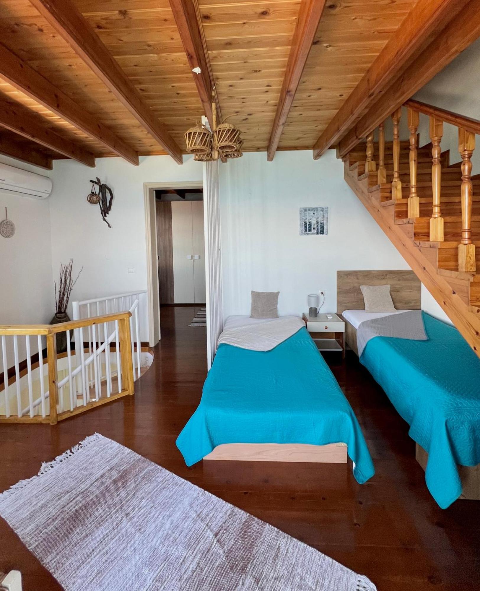 Kohyli Beachfront House Agia Pelagia Chlomou Экстерьер фото