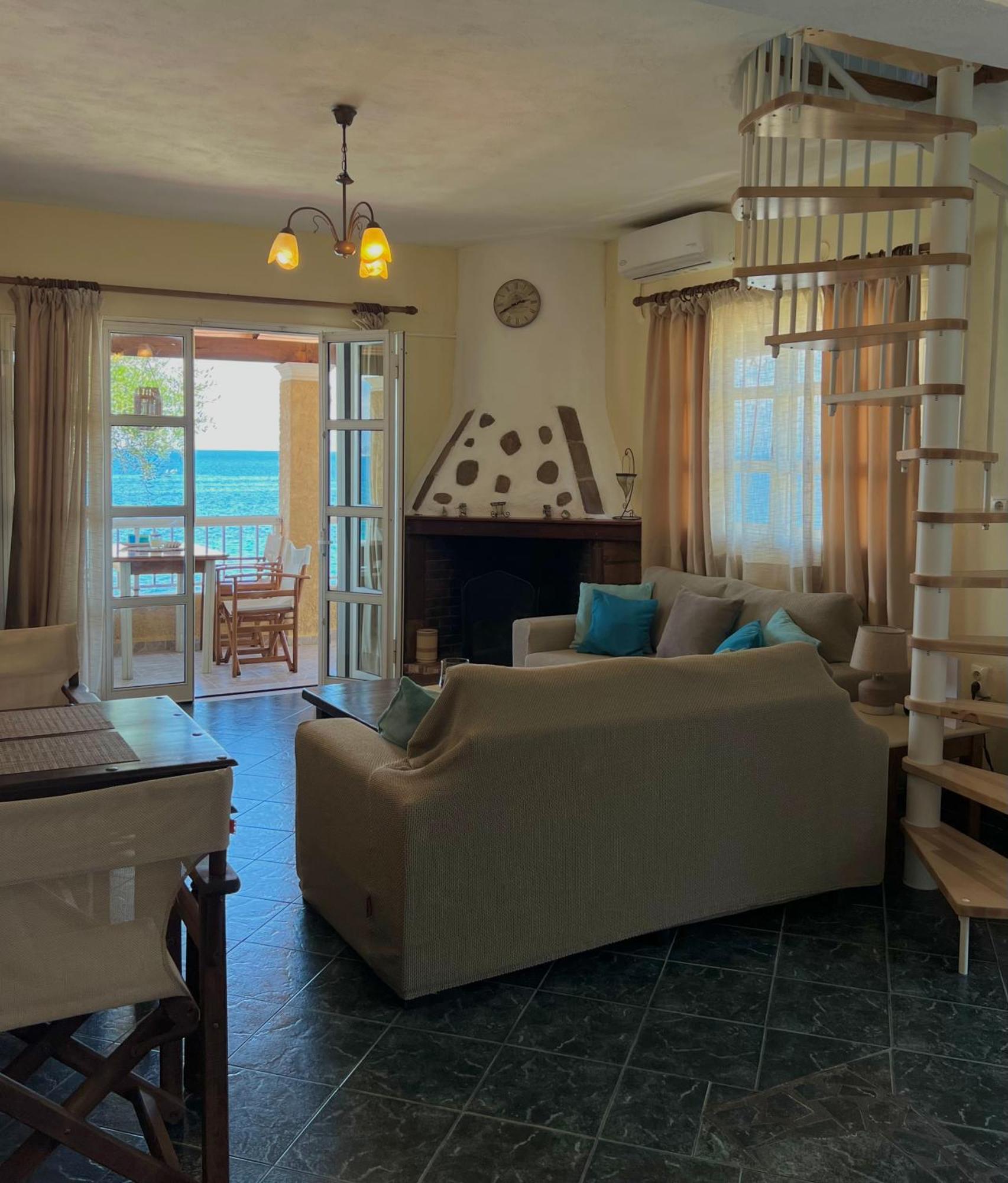 Kohyli Beachfront House Agia Pelagia Chlomou Экстерьер фото